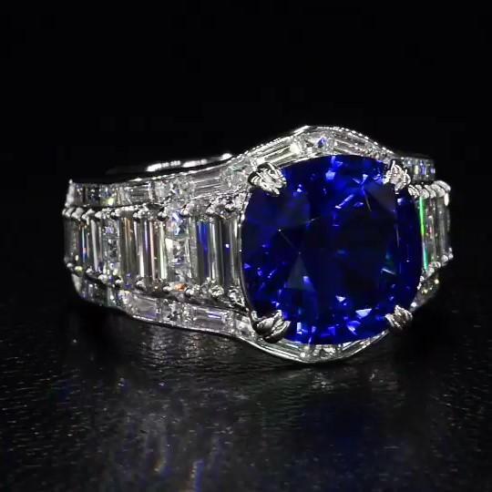 Vintage Cushion Cut Sapphire Engagement Ring