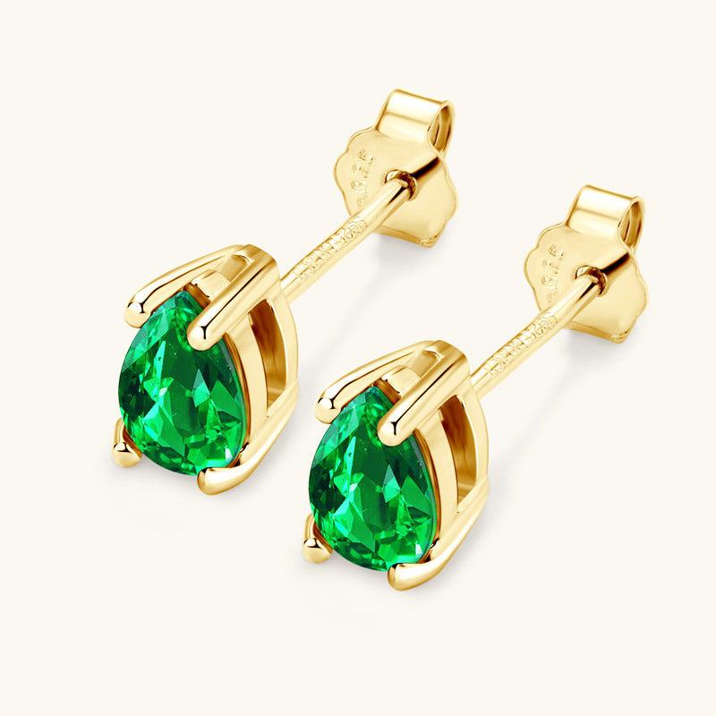 Vintage Emerald Green Stud Earrings In Gold Tone