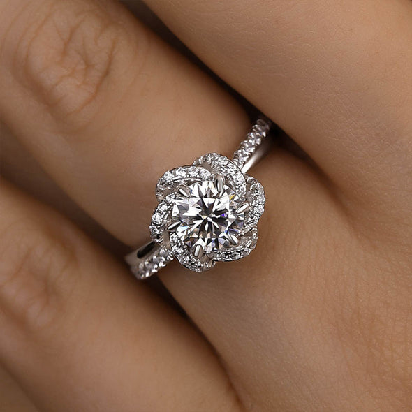 Exquisite Flower Design Round Cut Engagement Ring in Sterling Silver