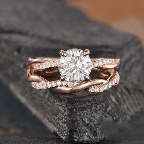 Rose Golden Twist Round Cut Wedding Set